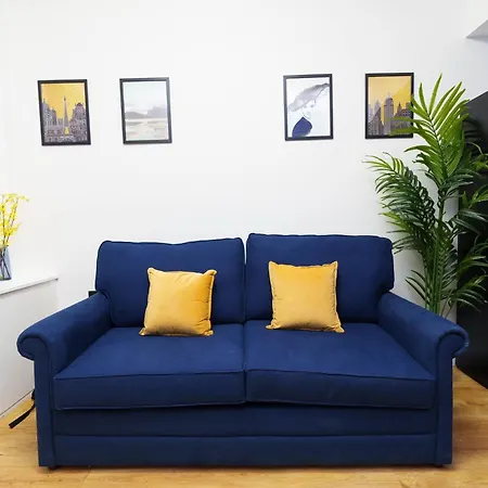 Spencer House Apartment