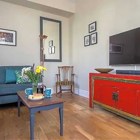 Apartment Spencer House
