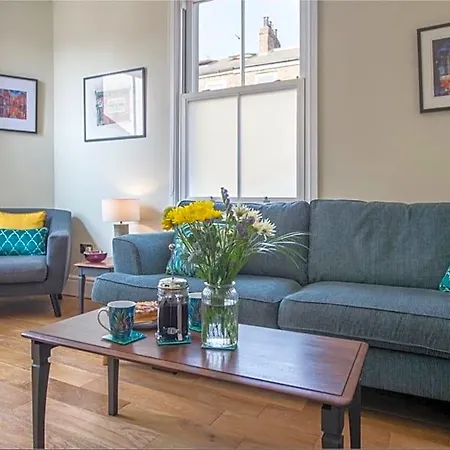 Apartment Spencer House *