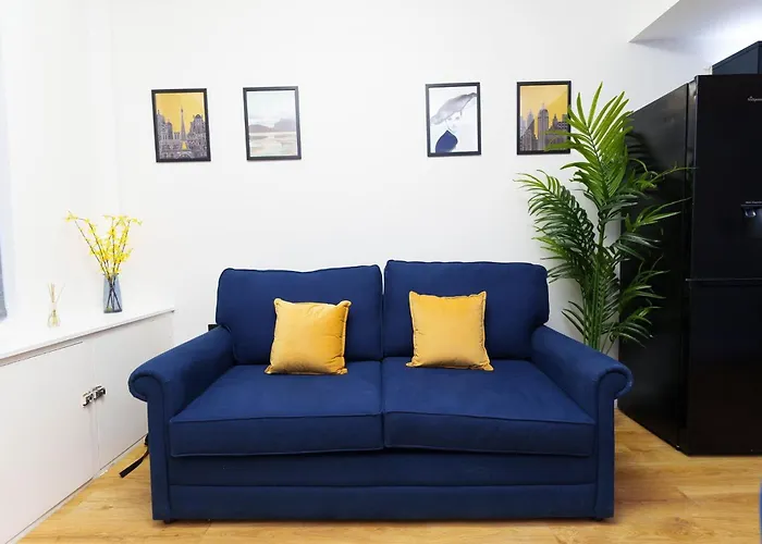 Spencer House Apartment