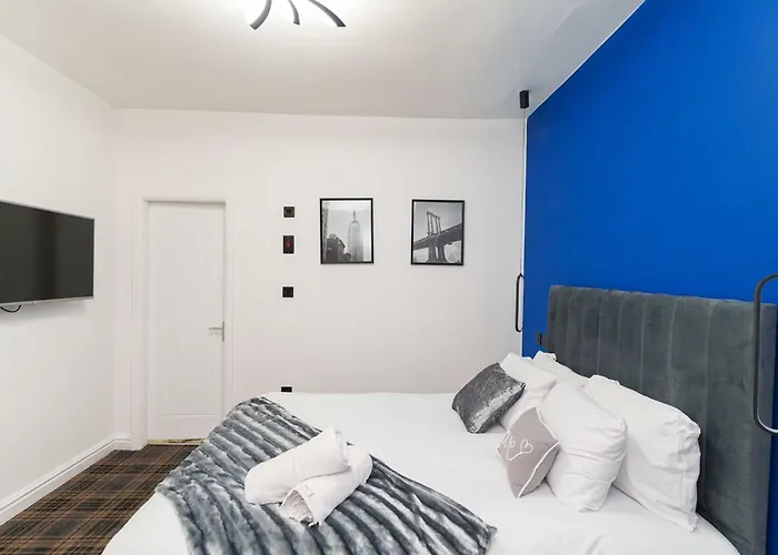 Spencer House * Leeds (West Yorkshire)