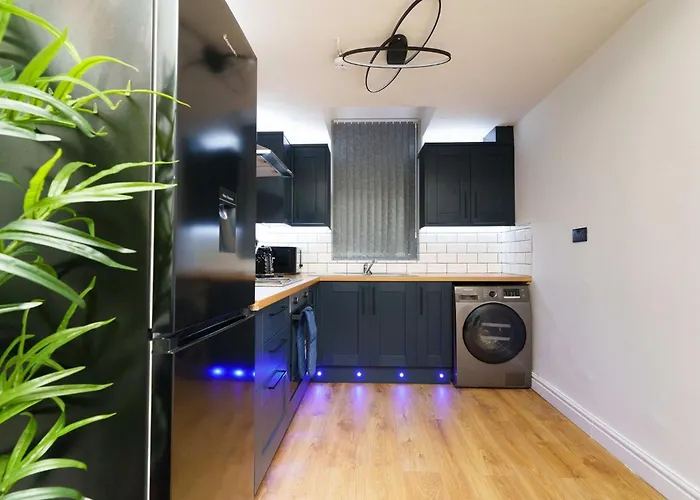 Spencer House * Leeds (West Yorkshire)