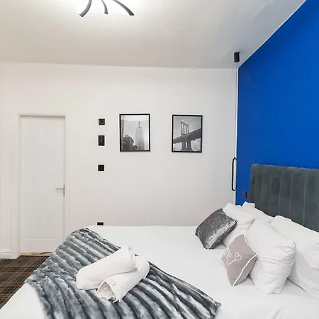 Spencer House * Leeds (West Yorkshire)